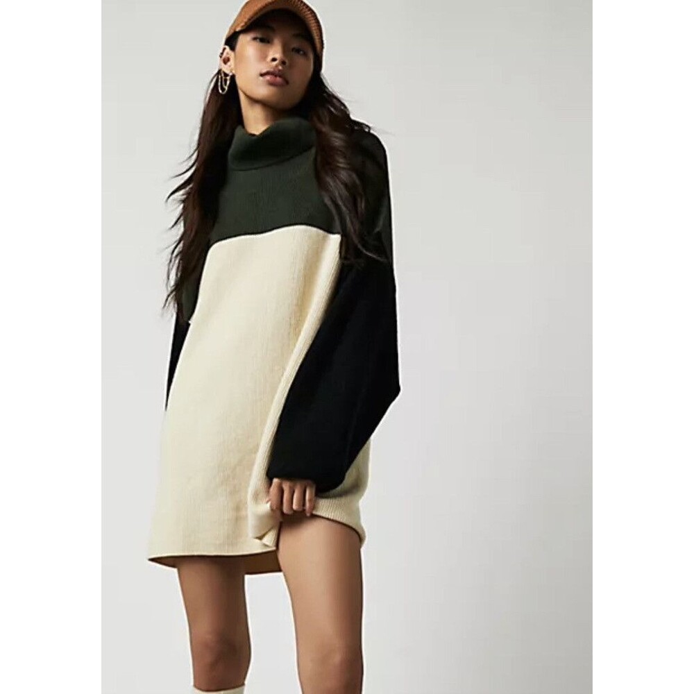 Free People Sweater Top Turtleneck Softly Structured Oversize Preppy Size XS NWT